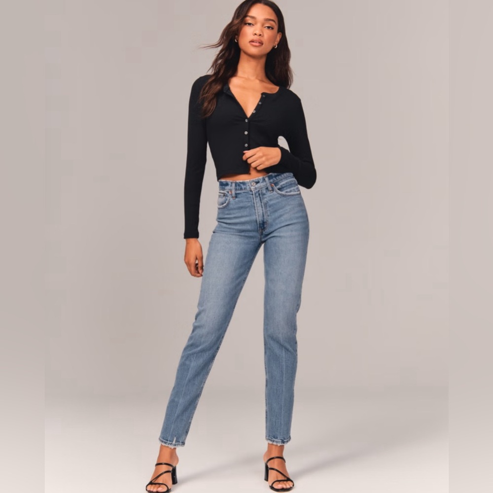 Abercrombie and Fitch High Rise Mom Jean